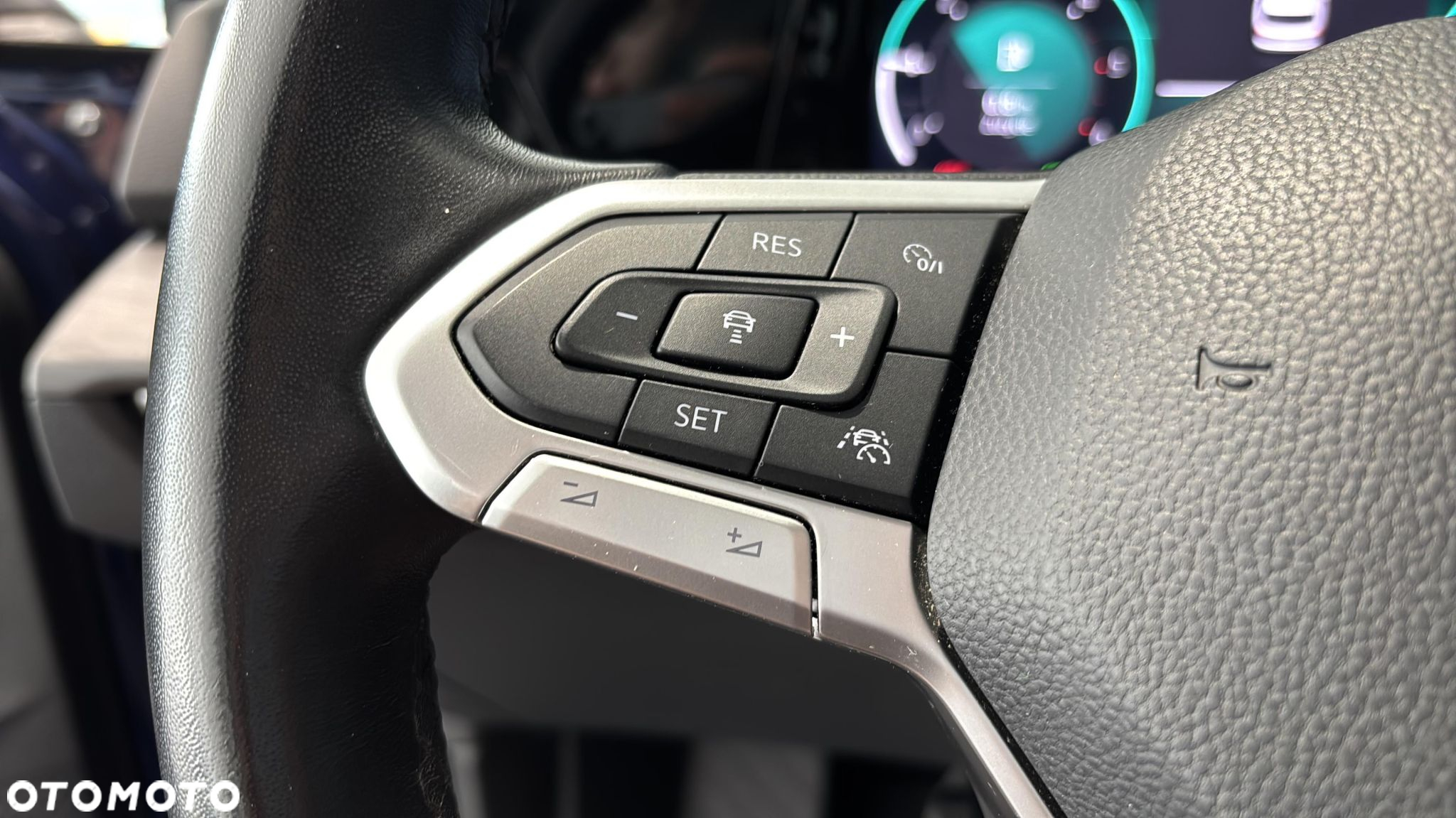 Volkswagen Golf VIII 2.0 TDI Style DSG - 25