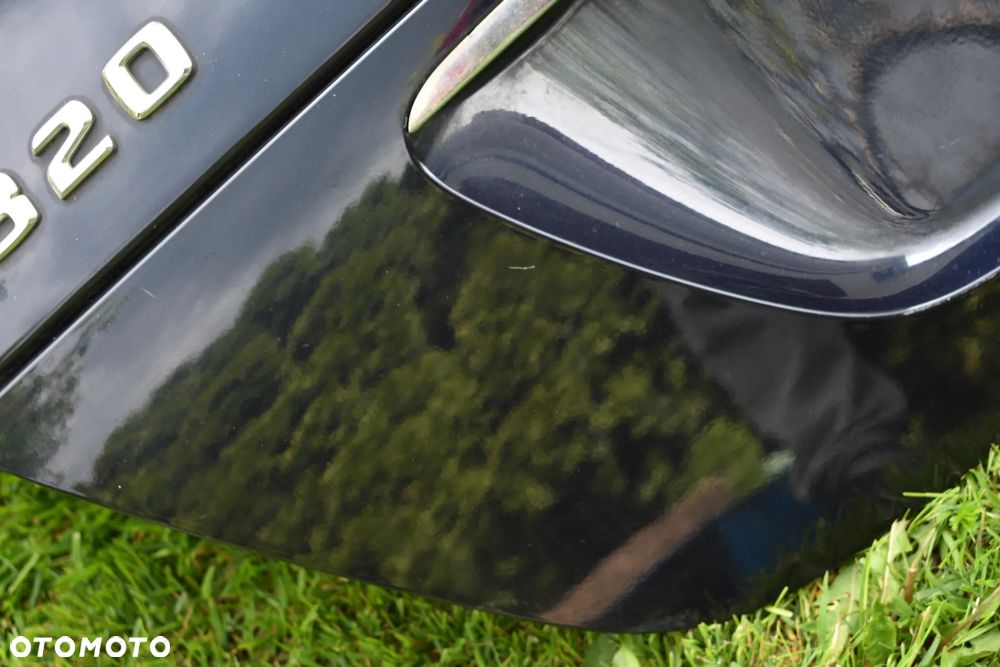 MERCEDES W211 SEDAN KLAPA TYLNA TYŁ 359 ORYGINAŁ - 2