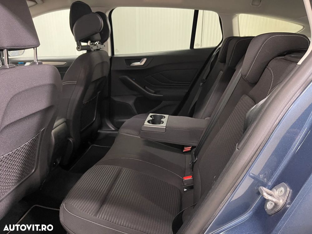 Ford Focus 1.0 EcoBoost Hybrid Aut. TITANIUM - 11