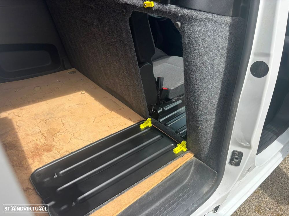 Toyota Proace City 1.5D L1 COMFORT 102cv - AC - GPS - IVA DEDUTÃVEL - 9