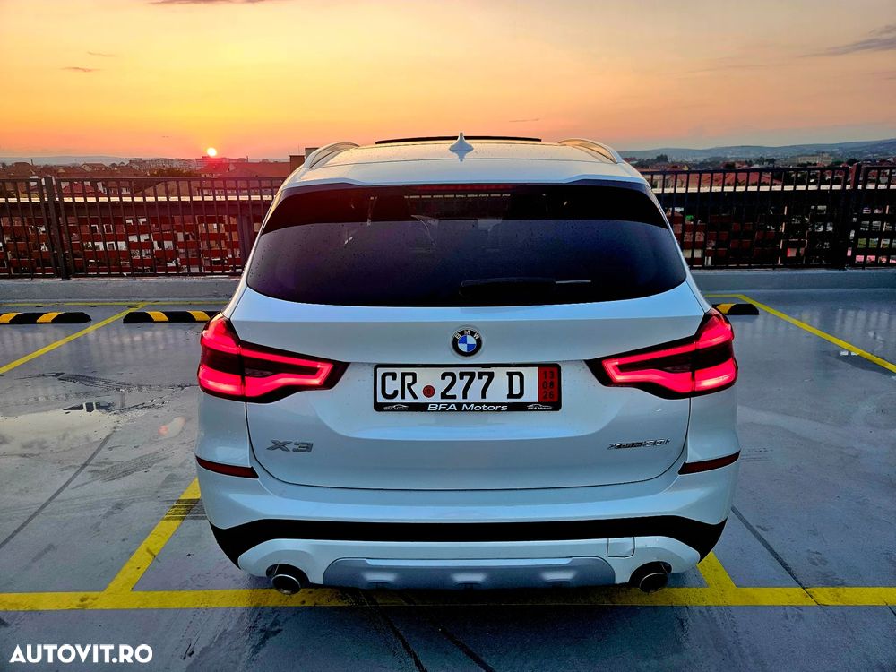 BMW X3 xDrive30i Aut. xLine - 25
