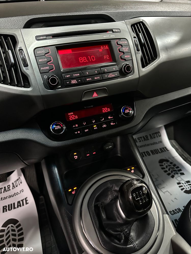 Kia Sportage 2.0 DSL MT 4x4 PREMIUM - 14