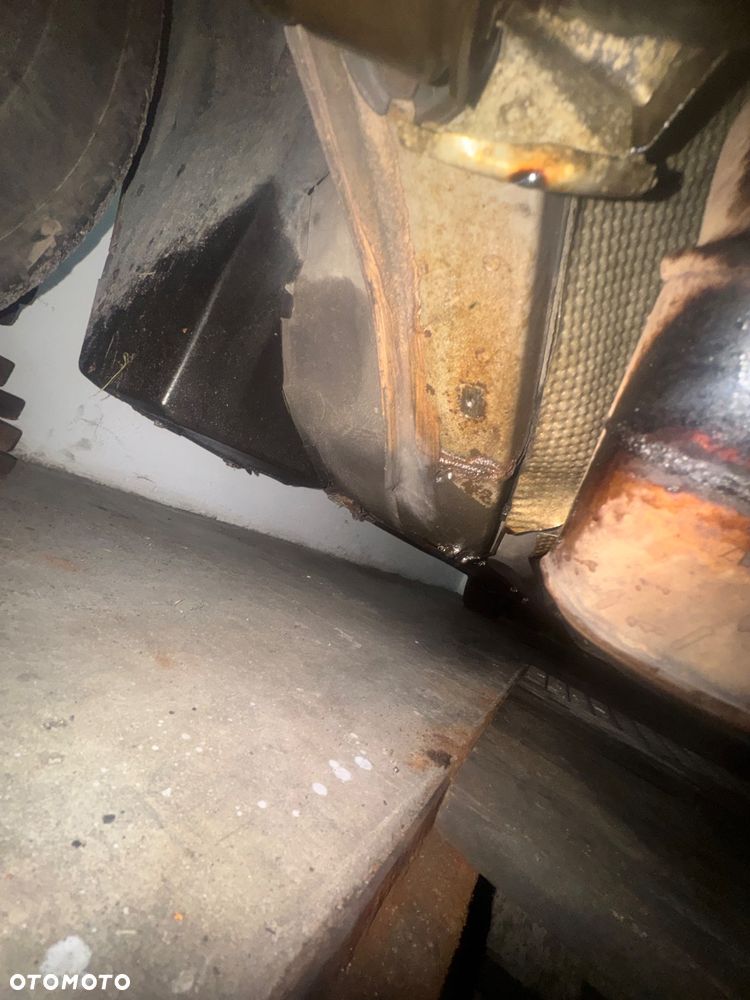 Mercedes-Benz Klasa E - 24