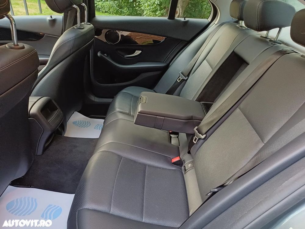 Mercedes-Benz C 2018 photo 4