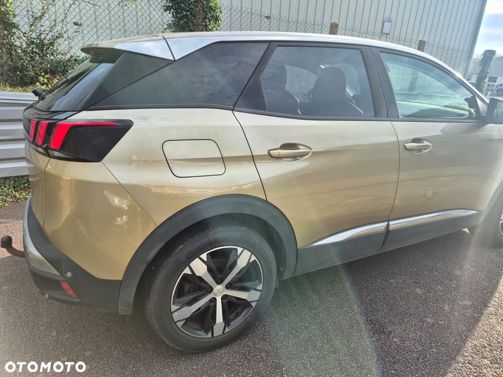 Peugeot 3008 PureTech 130 Stop & Start GPF Allure - 36