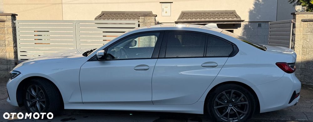 BMW Seria 3 320d MHEV Sport Line - 2