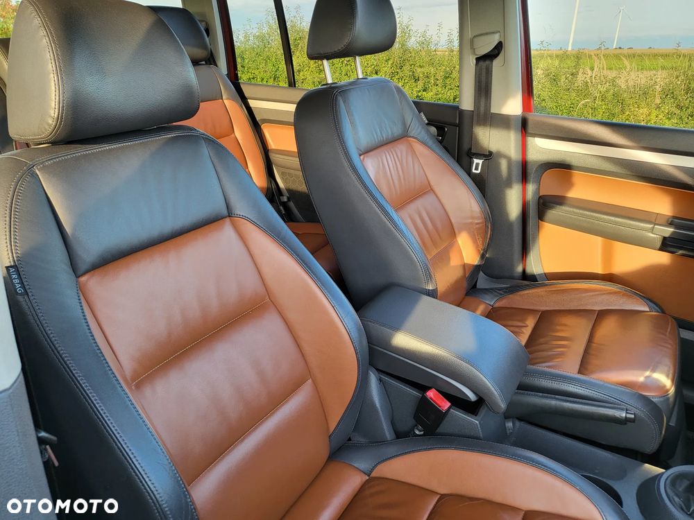 Volkswagen Touran 2.0 TDI DPF Cross - 19