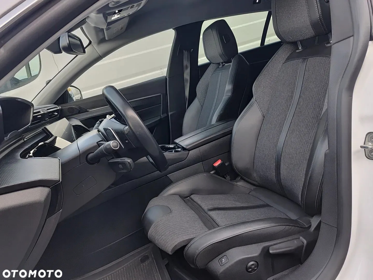 Peugeot 508 1.6 PureTech Allure Pack S&S EAT8 - 16
