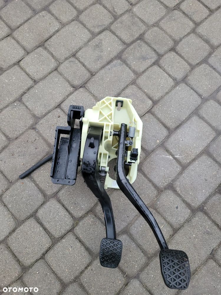 BMW F10 F11 PEDAŁY MANUAL EUROPA - 1