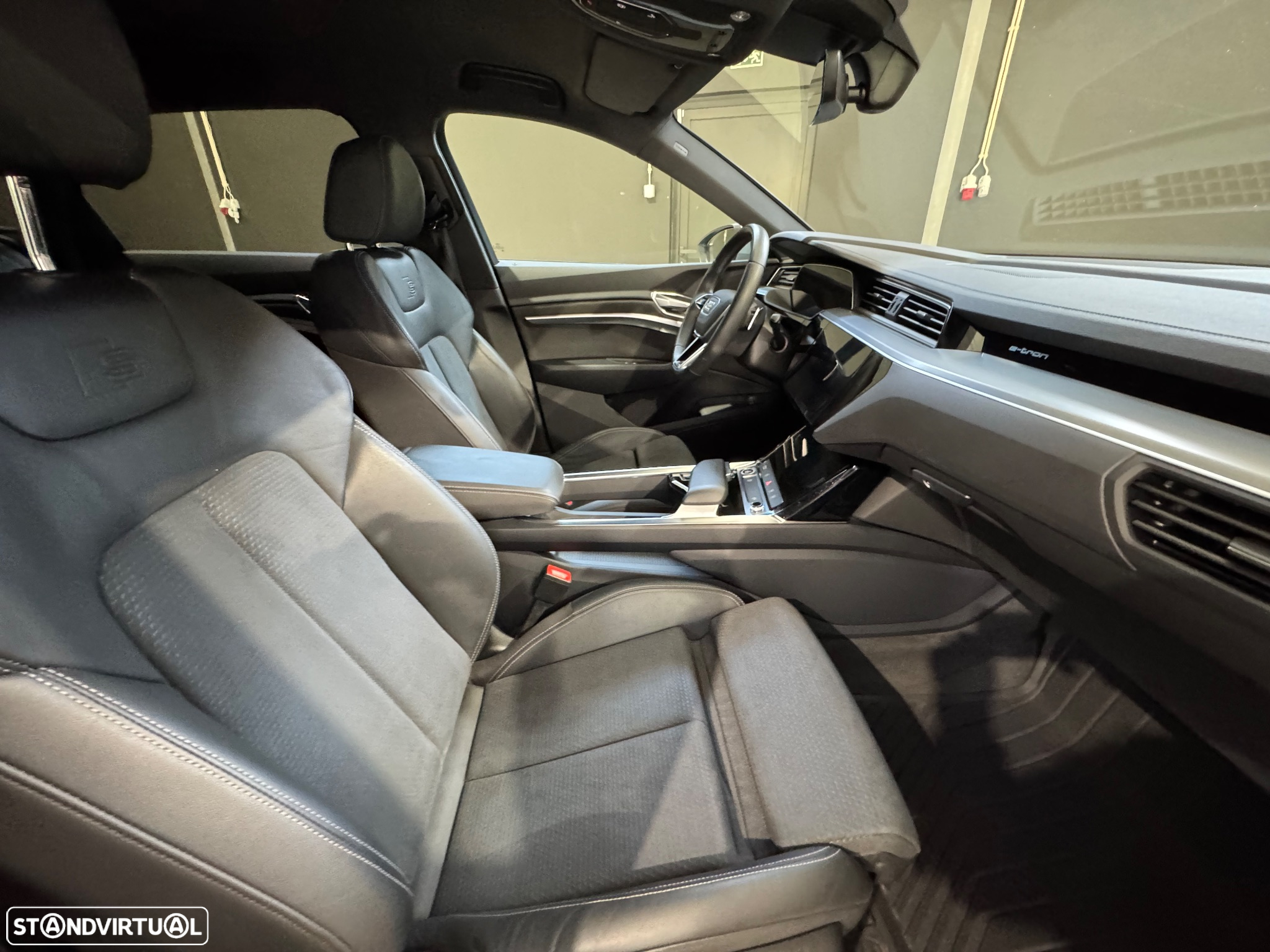 Audi e-tron 55 quattro S line - 19