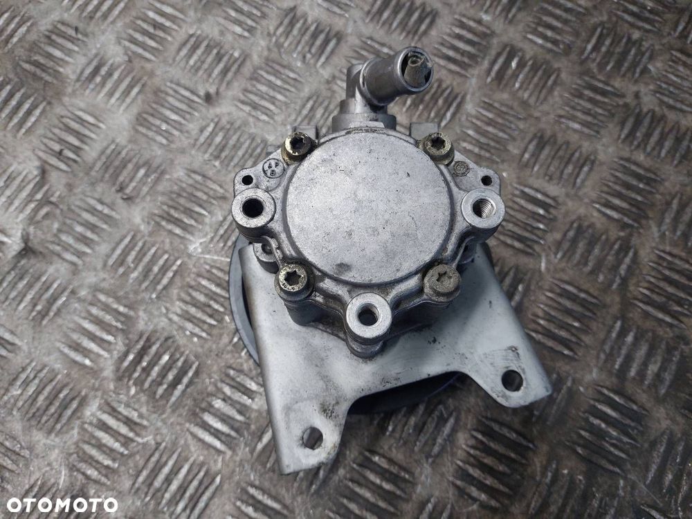 POMPA WSPOMAGANIA BMW E39 520i 2.0 24V - 4