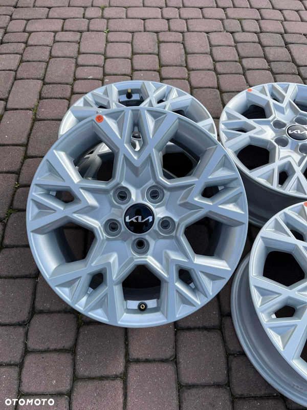Oryginalne alufelgi Kia 5x114,3 16 cali Ceed Optima Carens NOWY MODEL