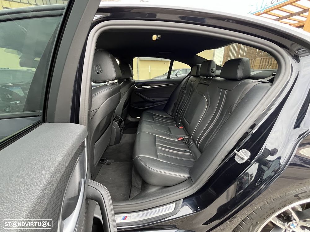 BMW 520 d Pack Desportivo M Auto - 40