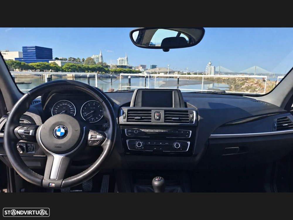 BMW 116 d Pack M - 12