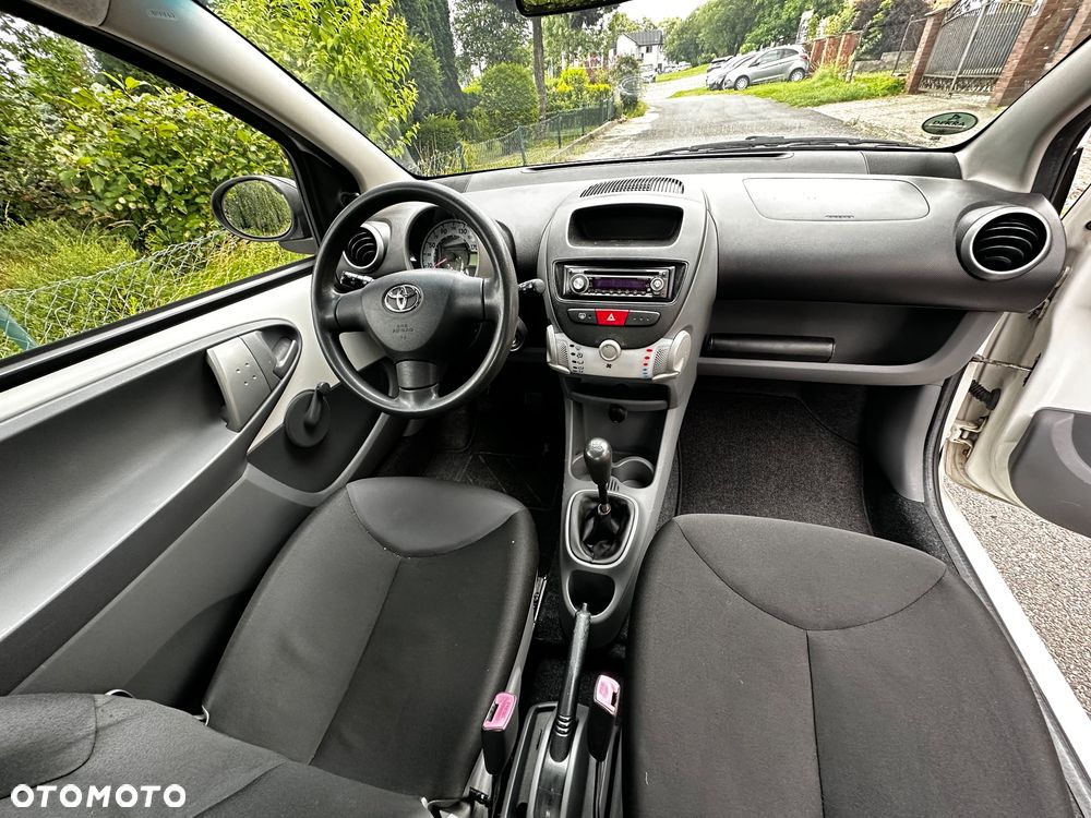 Toyota Aygo Standard - 9