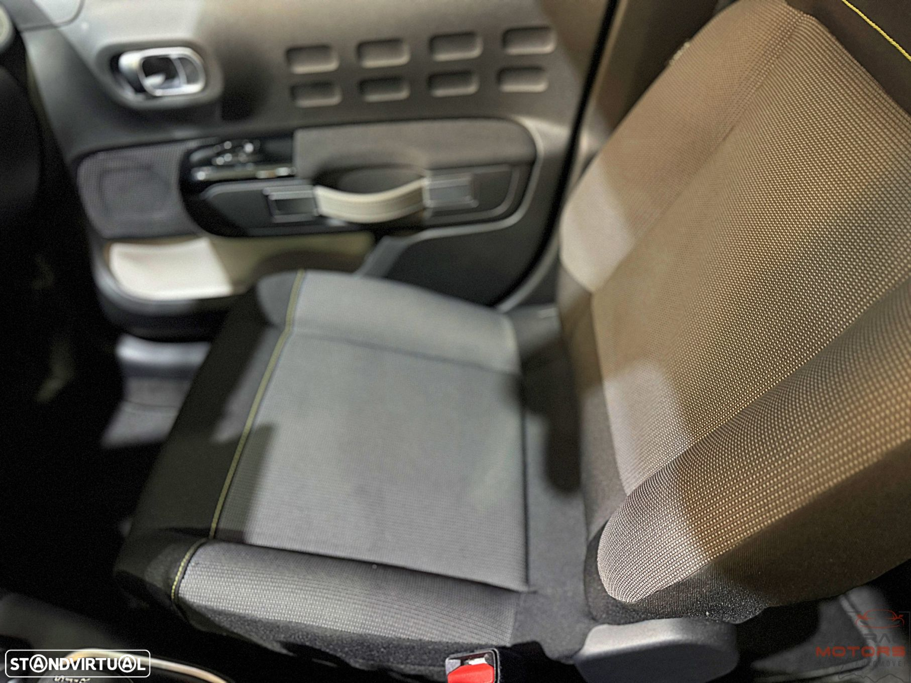 Citroën C3 1.2 PureTech Shine - 20