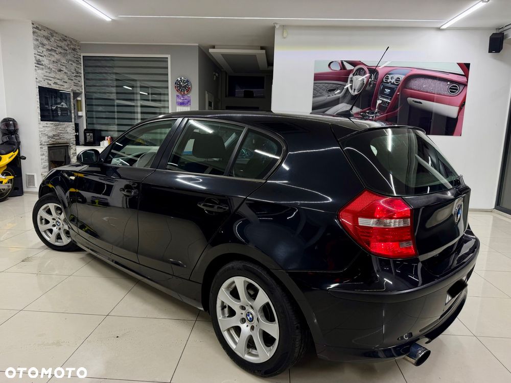 BMW Seria 1 - 32