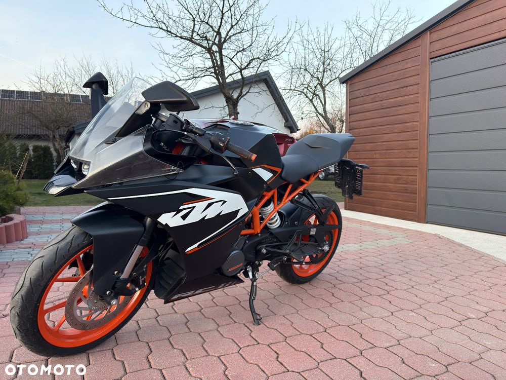 KTM RC 125 - 7