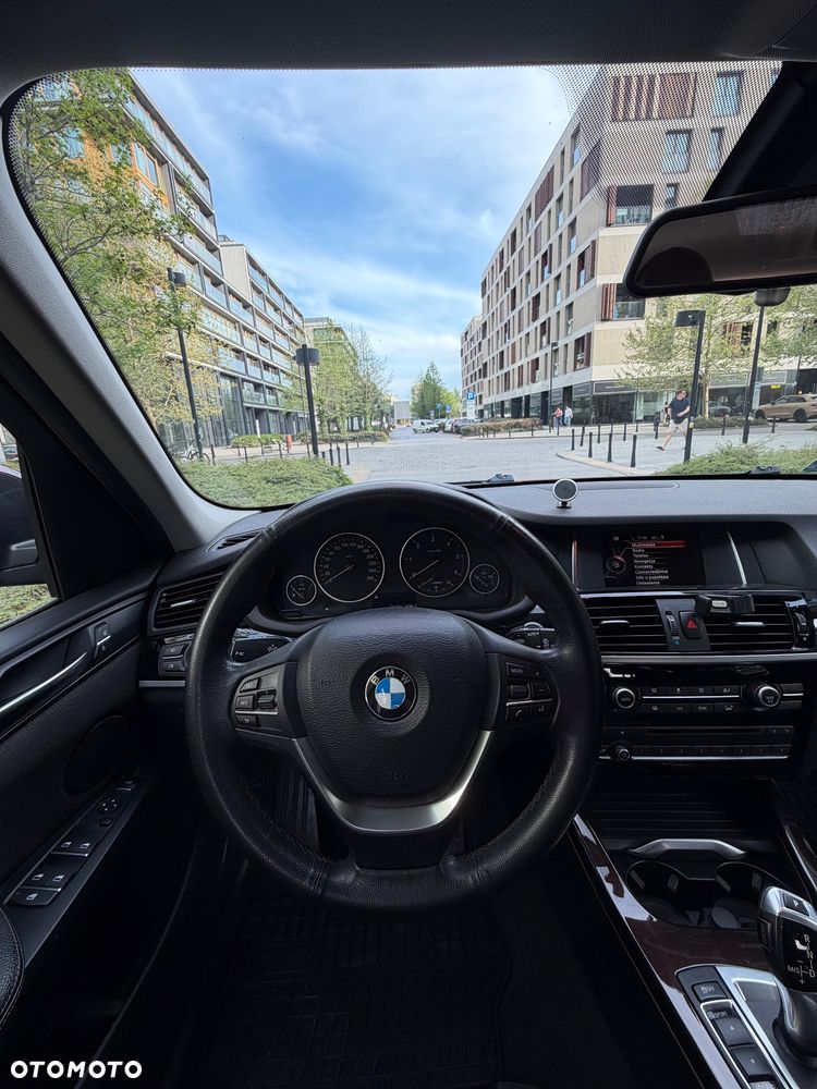 BMW X3 xDrive20d - 13