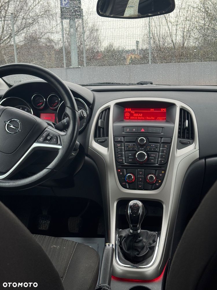 Opel Astra 1.6 Design Edition - 13