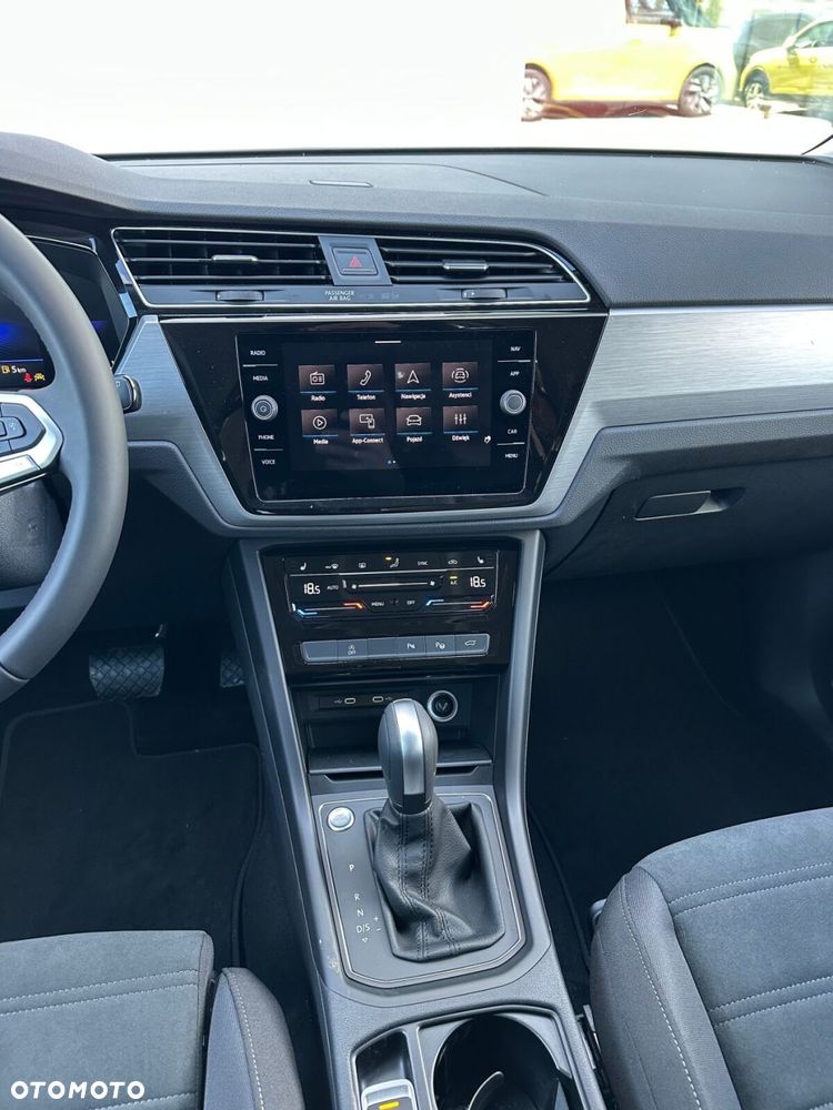 Volkswagen Touran 1.5 TSI EVO Comfortline Plus DSG - 25