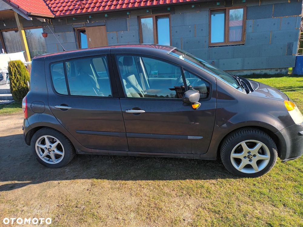 Renault Modus 1.5 dCi Confort Dynamique - 6