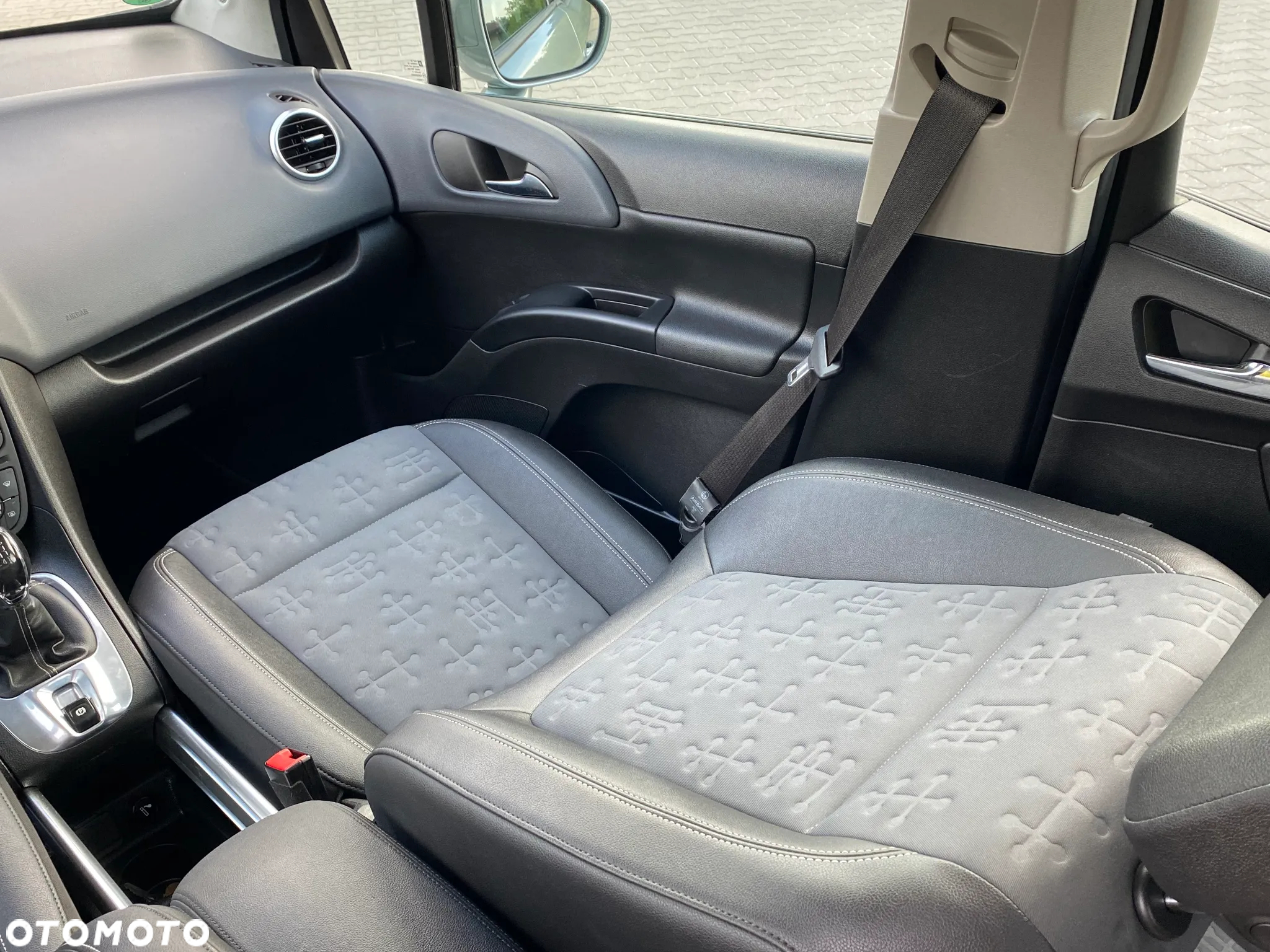 Opel Meriva - 33