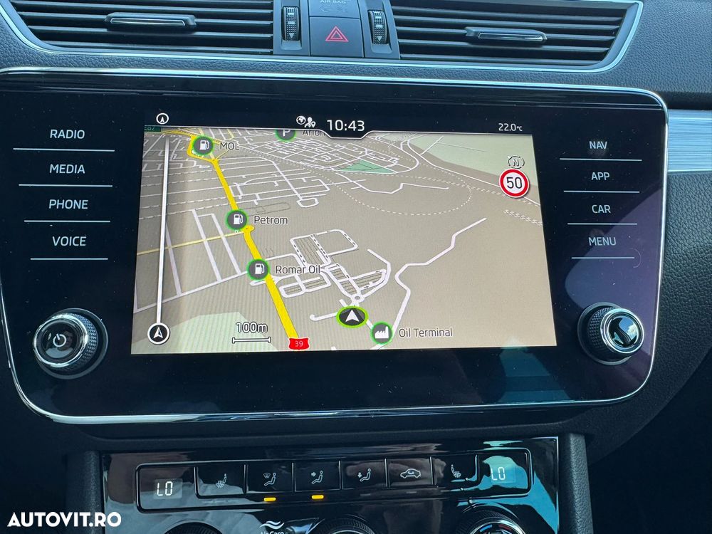 Skoda Superb Combi 2.0 TDI DSG Style - 16