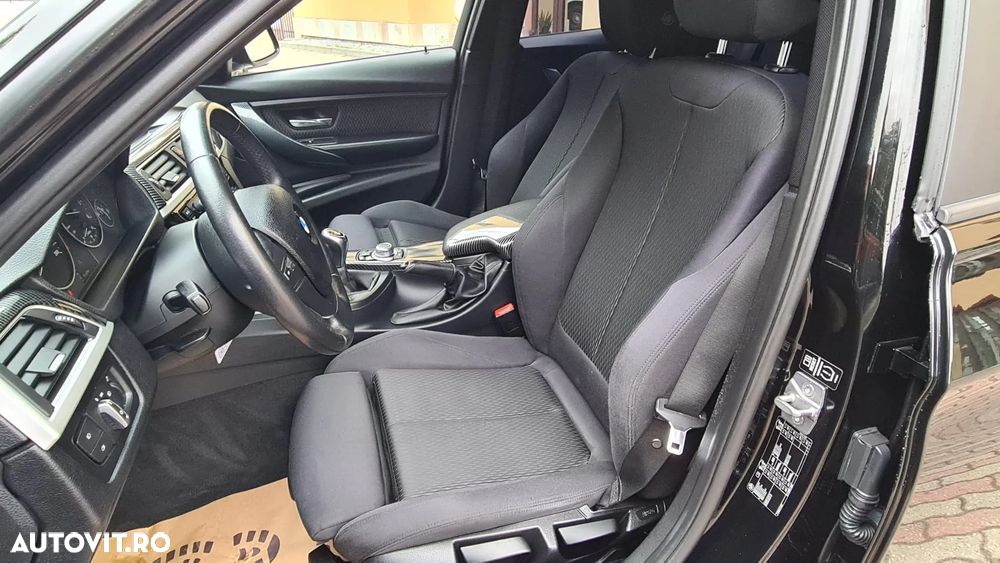 BMW Seria 3 318d Sport Line - 4