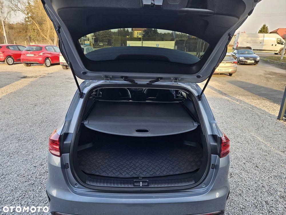 Kia Ceed 1.6 CRDi SCR L Business Line - 36