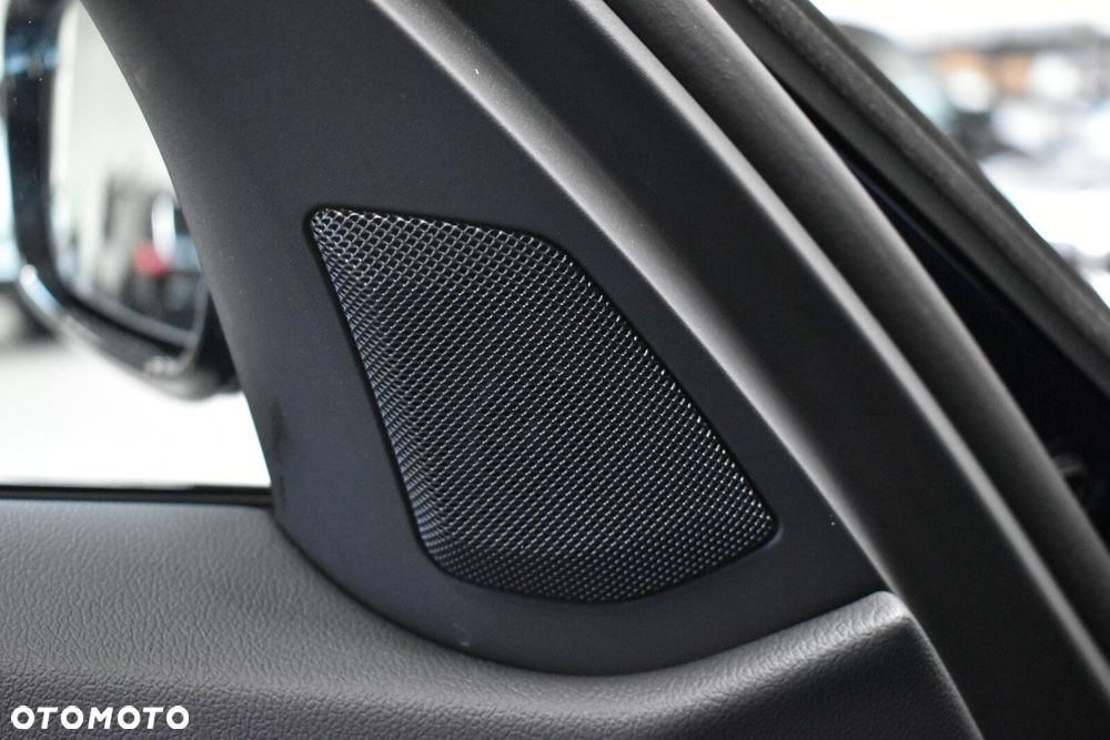 BMW Seria 3 - 10