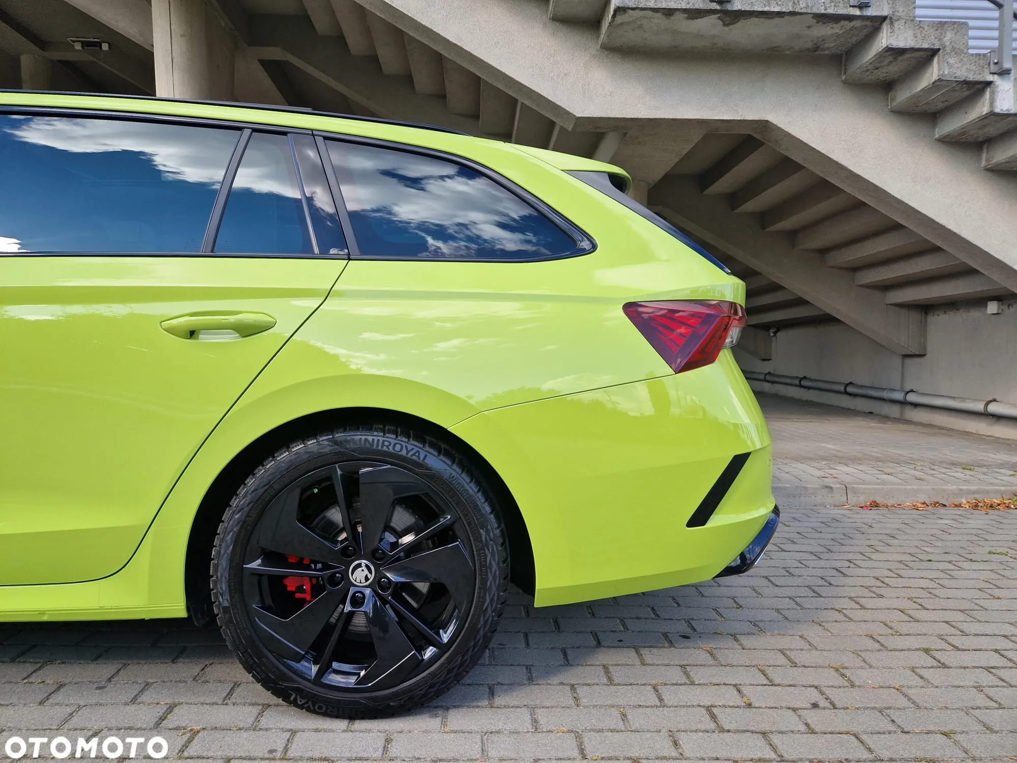 Skoda Octavia 2.0 TSI RS DSG - 12