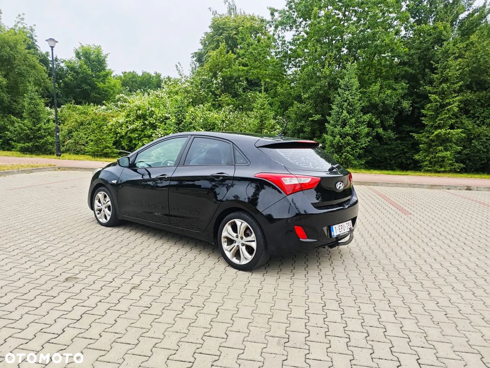 Hyundai i30 1.4 CRDi Premium - 16