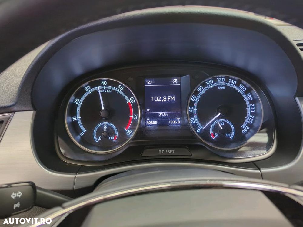 Skoda Fabia 1.0 TSI Active - 8