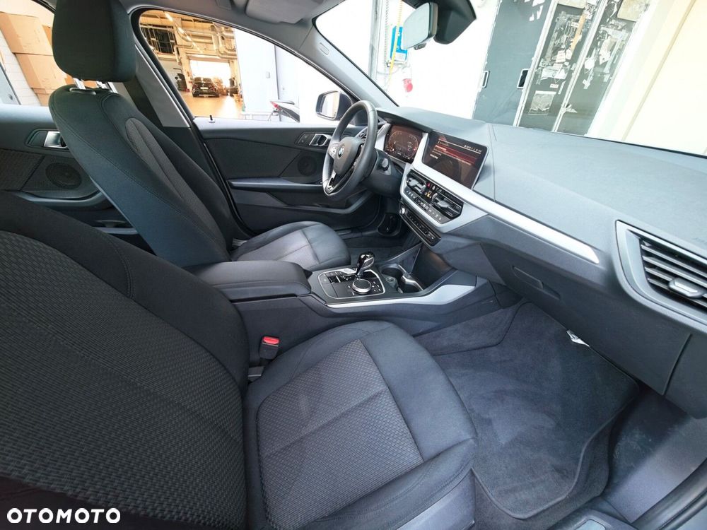 BMW Seria 1 - 14