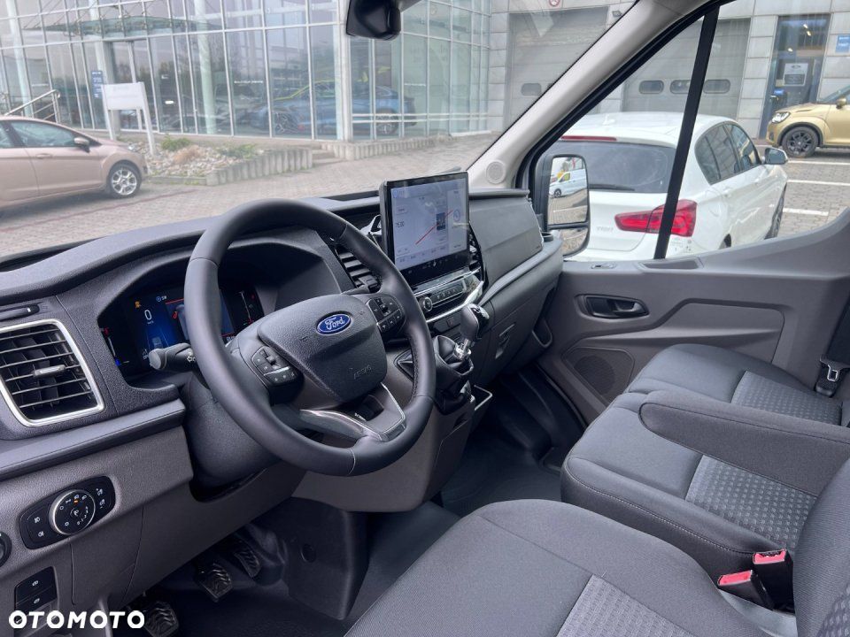 Ford Nowy Transit - 8