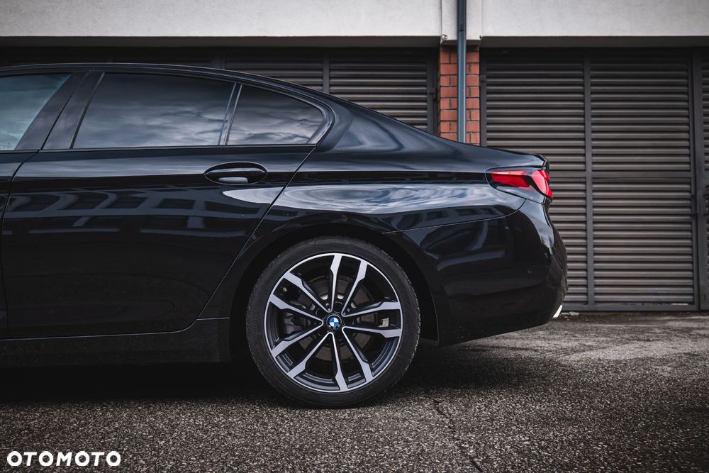 BMW Seria 5 - 17