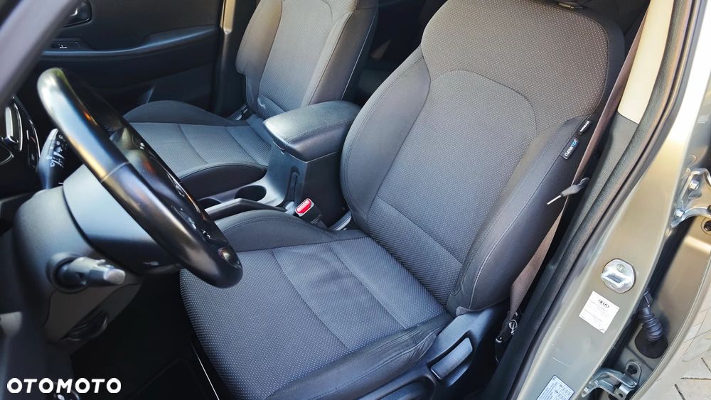 Kia Carens 1.7 CRDi Business Line 7os 7DCT - 18