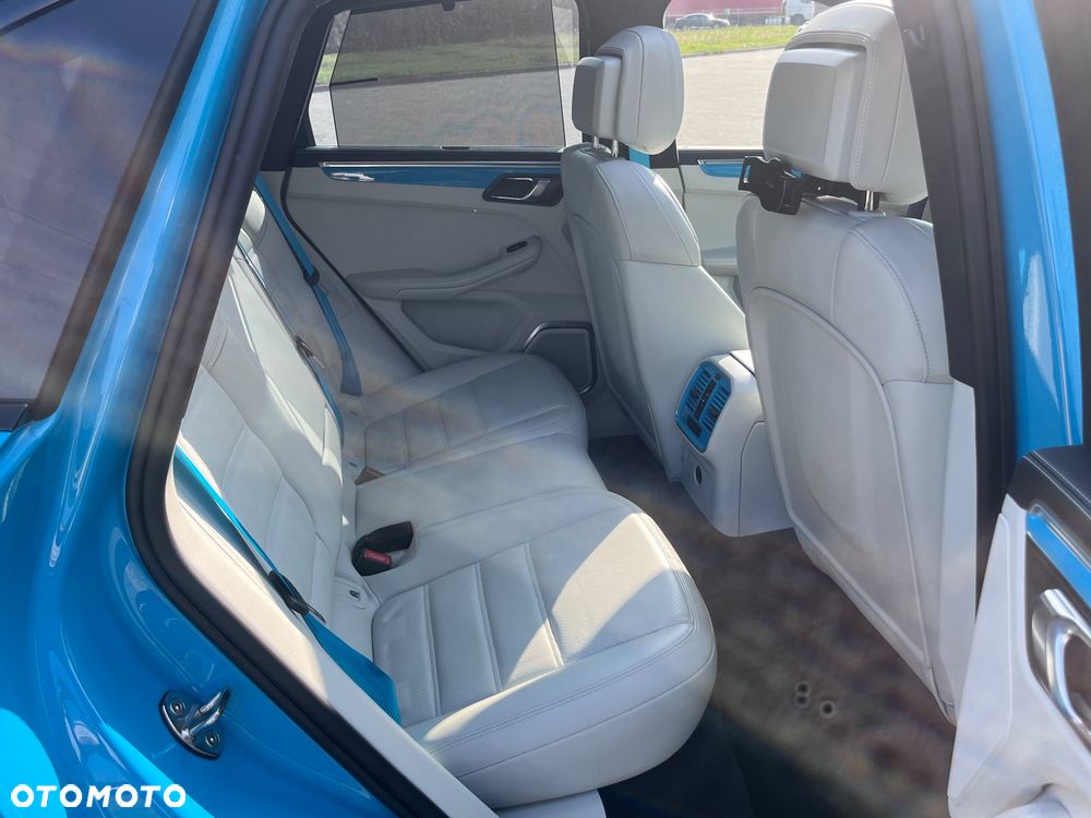 Porsche Macan T - 14