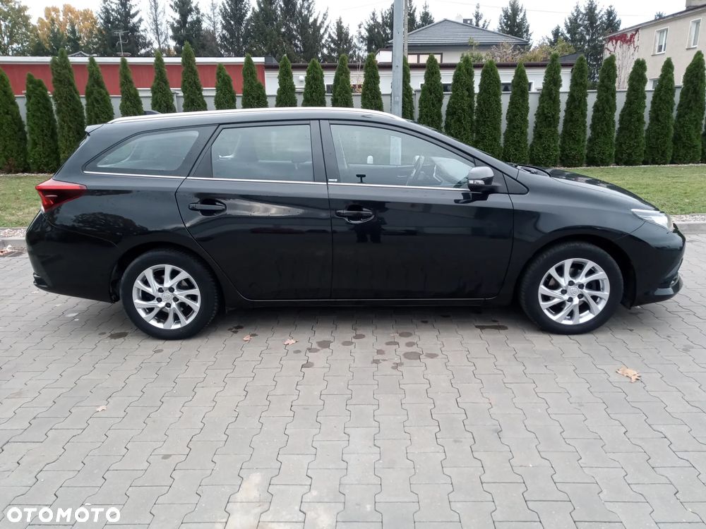 Toyota Auris 1.2 Turbo Edition-S - 5