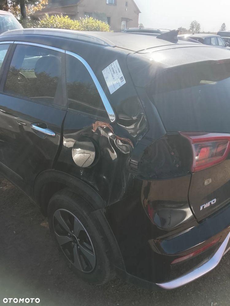 Kia Niro - 16