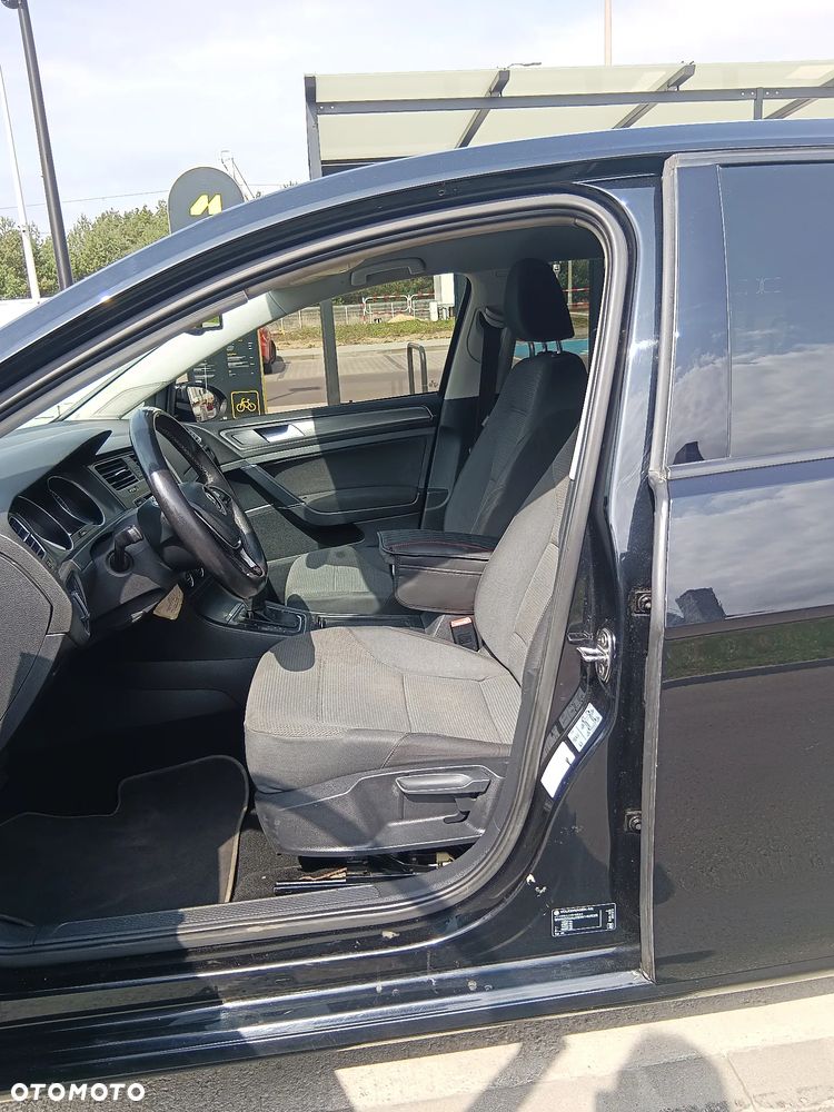 Volkswagen Golf 1.6 TDI DPF BlueMotion Technology DSG Trendline - 5