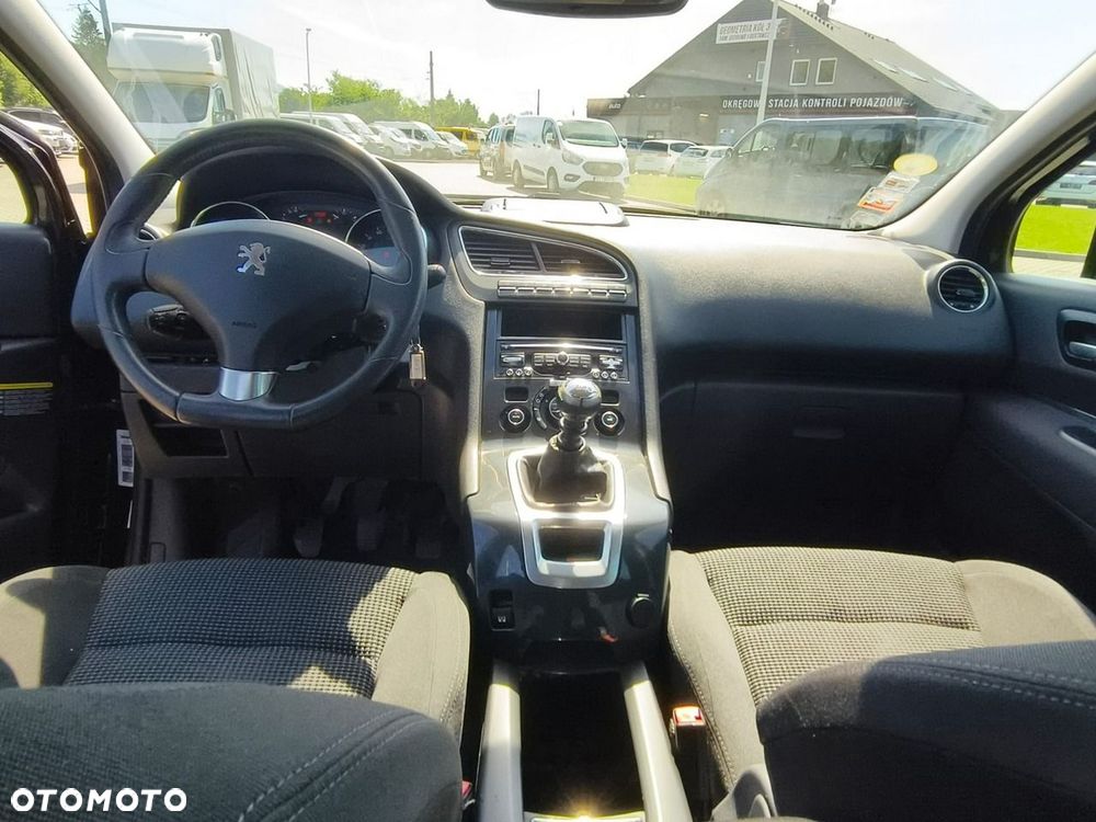 Peugeot 5008 - 12