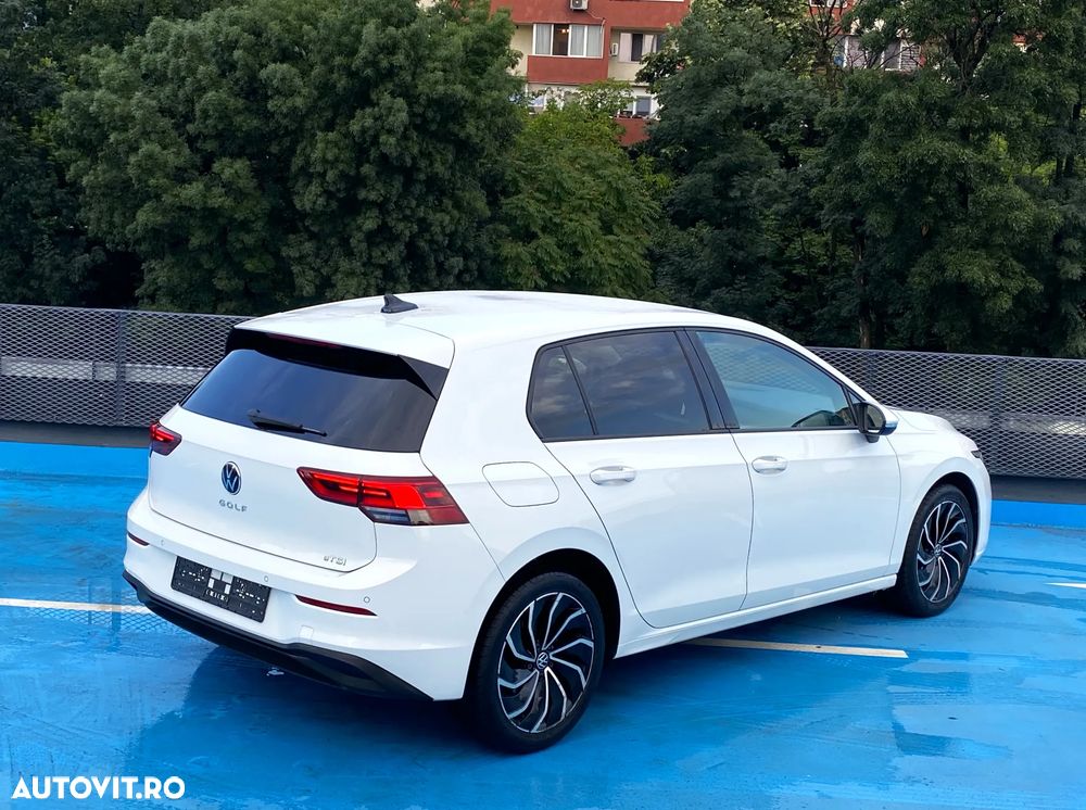 VOLKSWAGEN Golf 2021 — imagine 7