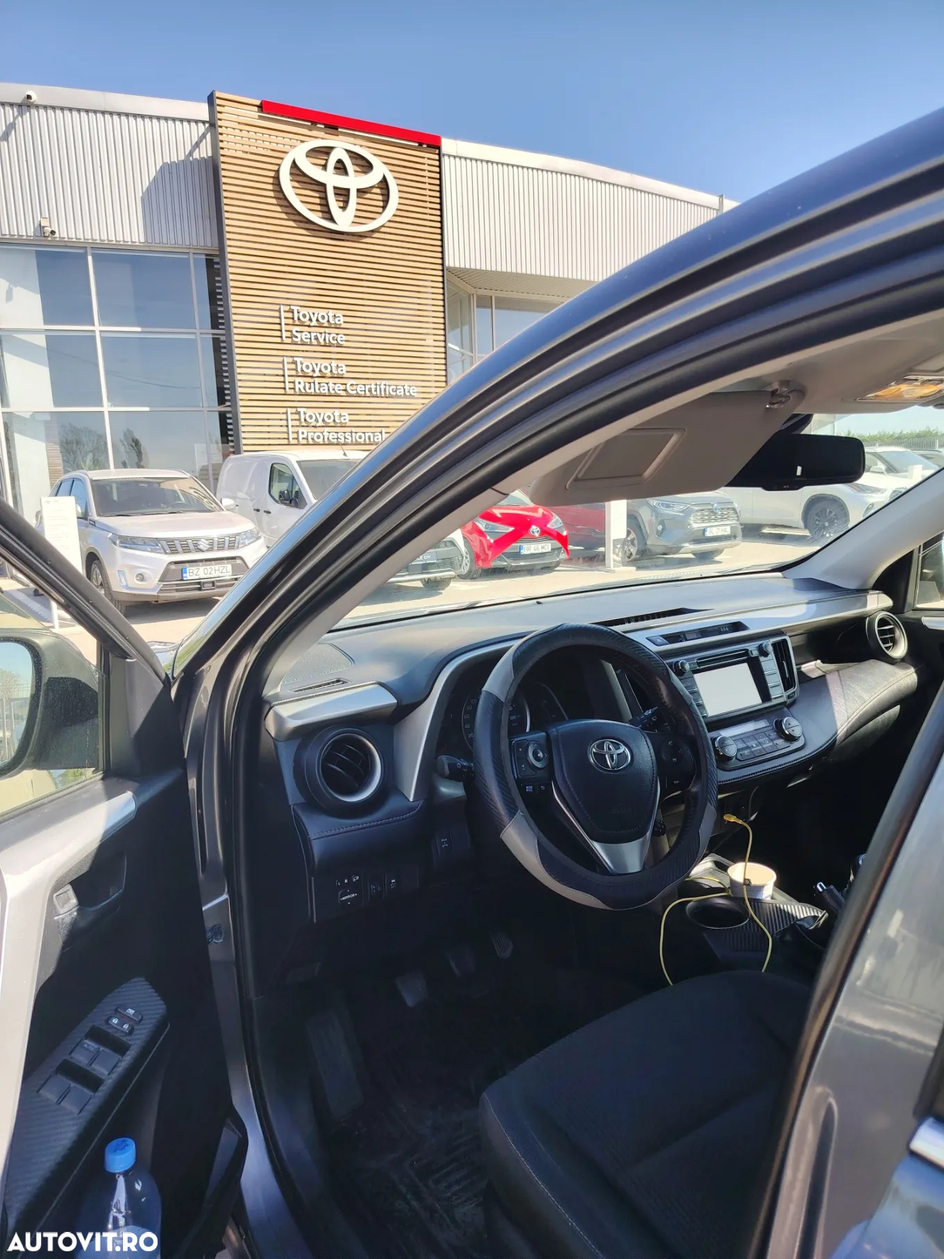 Toyota RAV4 - 11
