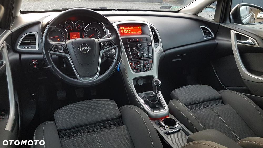 Opel Astra 1.4 T Sport S&S - 19