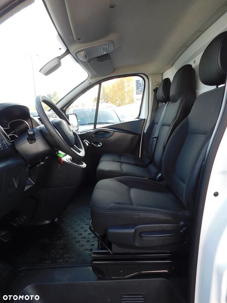 Renault Trafic - 9