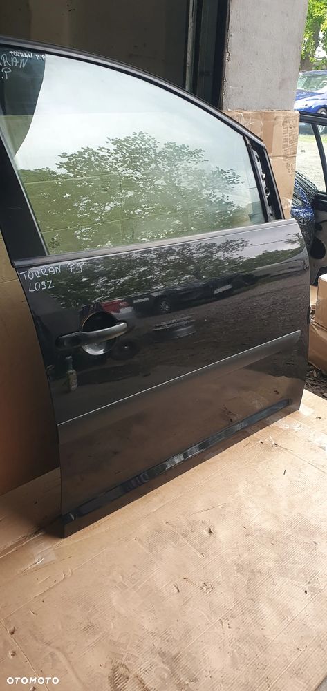Drzwi prawy przód przednie prawe VW Touran 1T0 LC9Z - 7