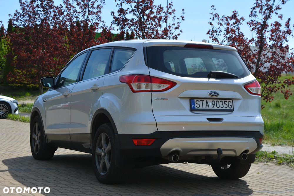 Ford Kuga 2.0 TDCi 4WD Titanium - 4