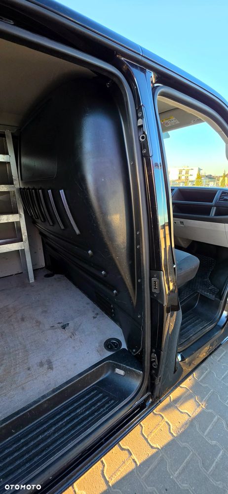 Volkswagen Transporter - 8